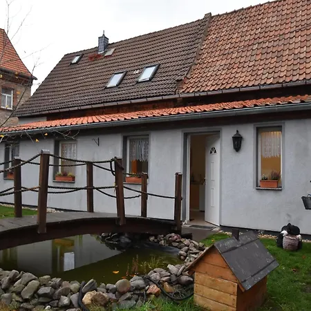 Apartamento Welcoming In Near Nightlife Meisdorf