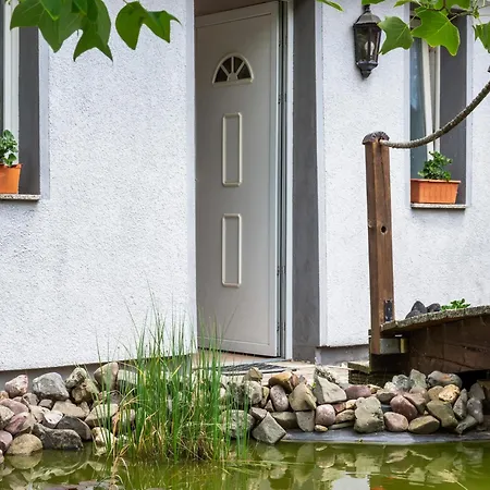 Welcoming In Near Nightlife * Meisdorf